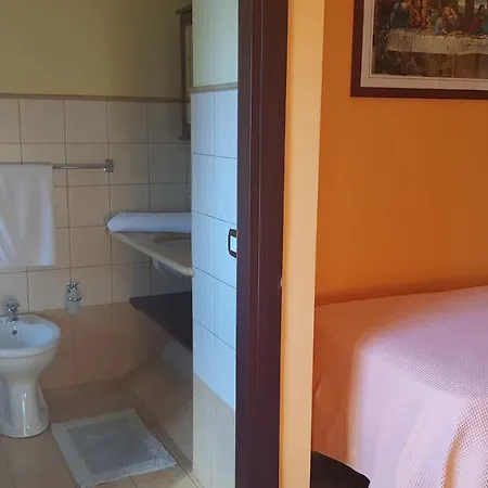 A Robba De Pupi Oda ve Kahvaltı 3*