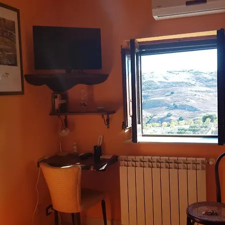 A Robba De Pupi Αγκριτζέντο