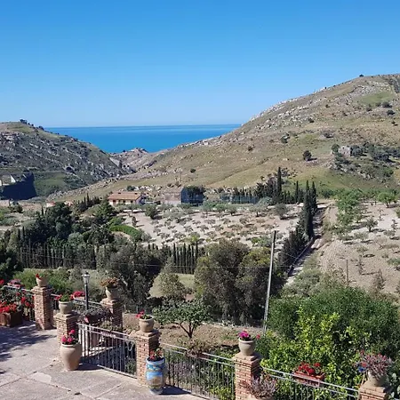 A Robba De Pupi Bed and Breakfast Αγκριτζέντο